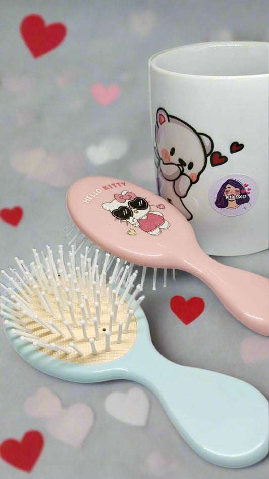 (N157)- Cute Hello Kitty Comb Gift/ Beautiful Hello Kitty Comb